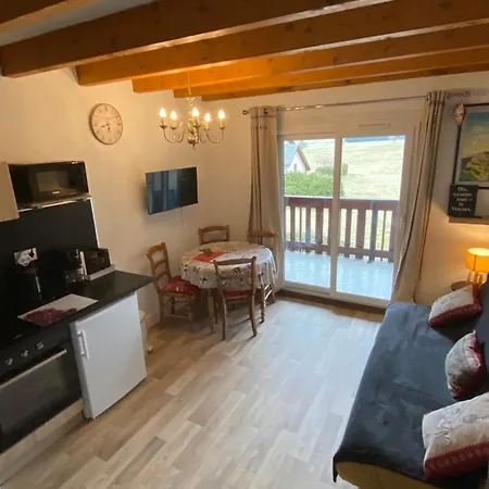 Belle Vue, Reposant Apartment
